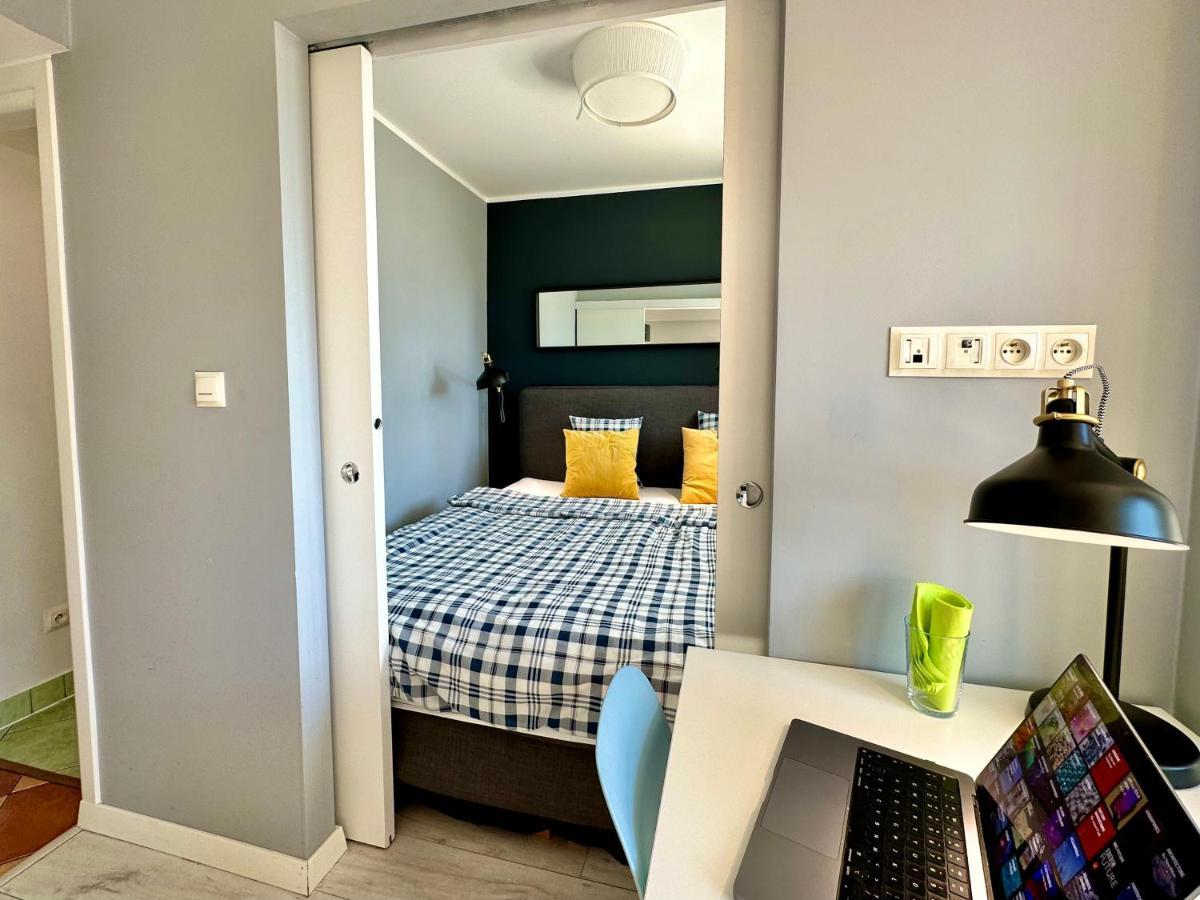 Apartmán Gold 2 King Size Bed, Metro X2 Free Wifi, 50'Tv Netflix, Hbo, Appletv+ Varšava Exteriér fotografie