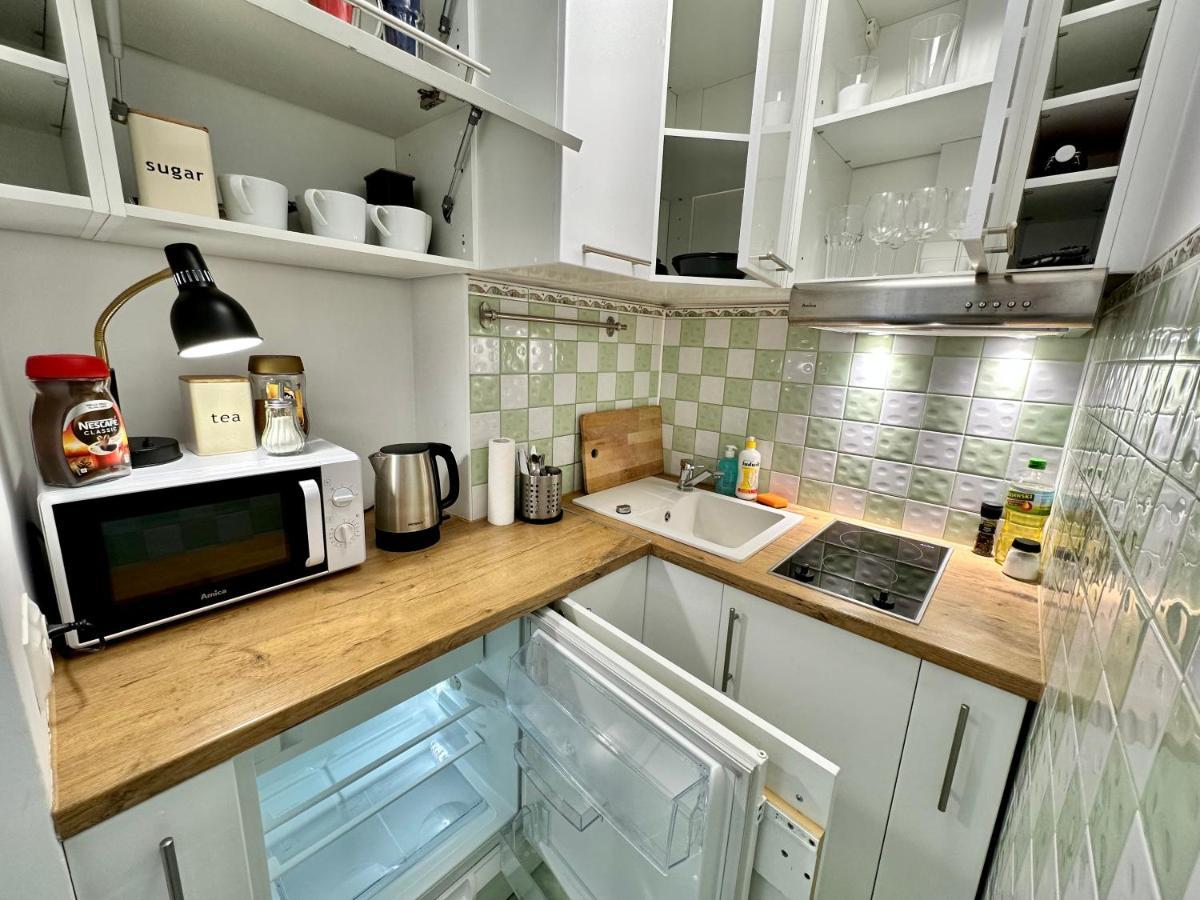 Apartmán Gold 2 King Size Bed, Metro X2 Free Wifi, 50'Tv Netflix, Hbo, Appletv+ Varšava Exteriér fotografie